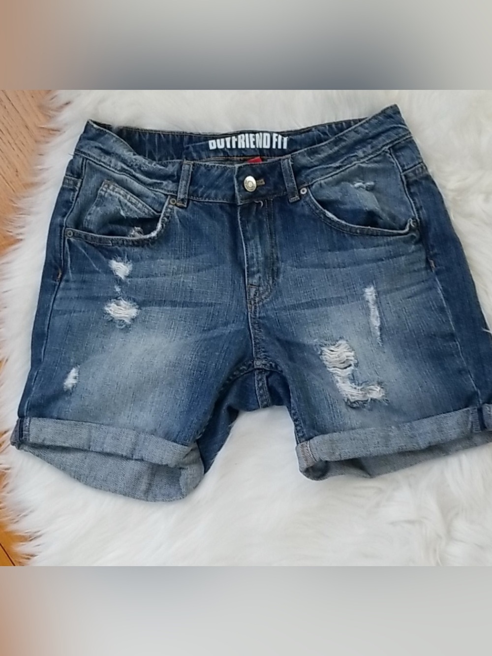 H&M L.m.L.y Boyfriend fit destressed denim Shorts.